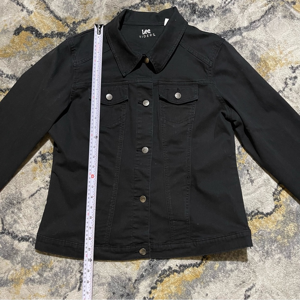 Lee Riders Women's Classic Black Jean Jacket - Picture 4 of 11